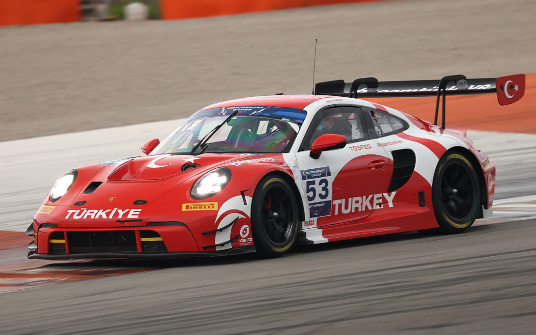 GT Sprint: Güven lays down a marker to put Team Türkiye on pole